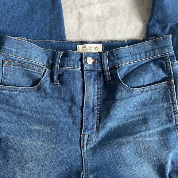Madewell Size 28 10" Roadtripper Distressed High Rise Jeans - Picture 4 of 6